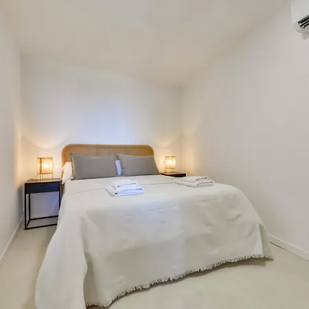 Guzman - Garrofer Villa *