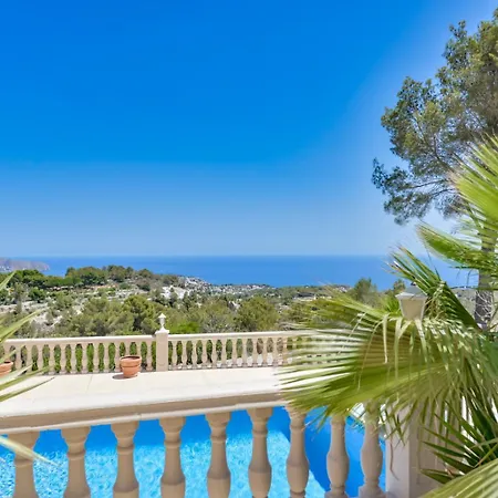 וילה Guzman - Garrofer