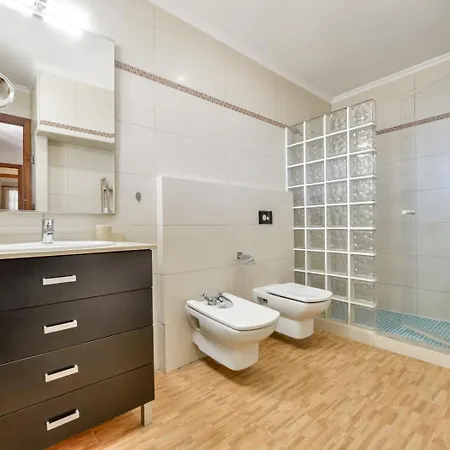 Guzman - Garrofer וילה בניסה